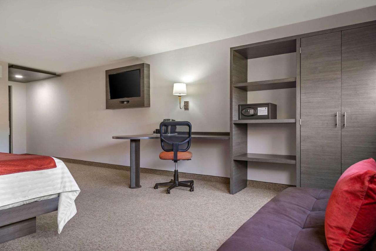 Hotel Comfort Querétaro